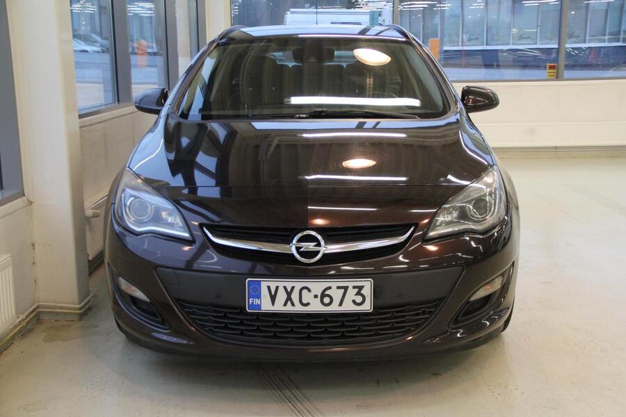 Opel Astra vaihtoauto