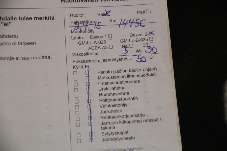 Opel Astra vaihtoauto