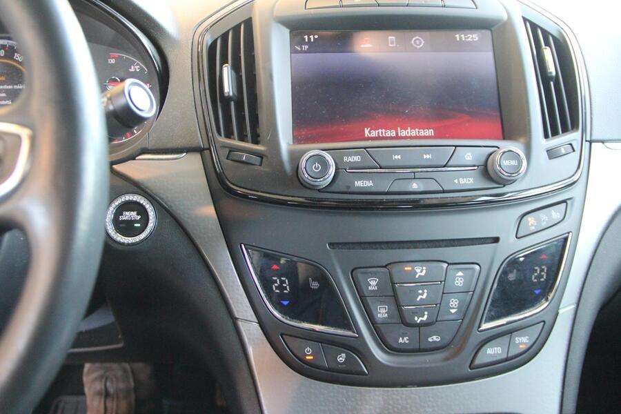 Opel Insignia vaihtoauto