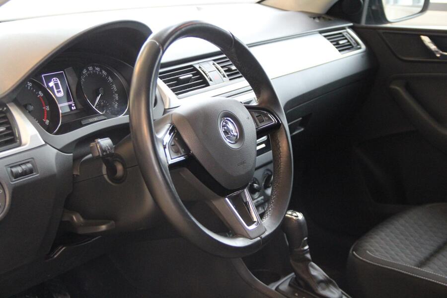 Skoda Rapid vaihtoauto