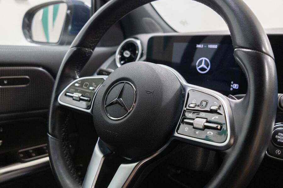 Mercedes-Benz GLA vaihtoauto