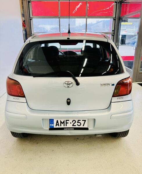 Toyota Yaris vaihtoauto