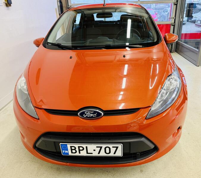 Ford Fiesta vaihtoauto