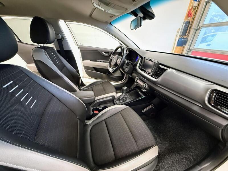 Kia Stonic vaihtoauto