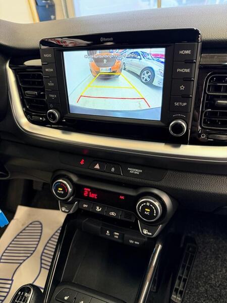 Kia Stonic vaihtoauto