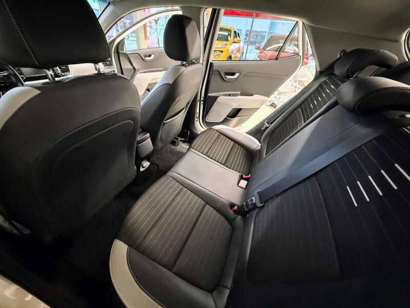 Kia Stonic vaihtoauto