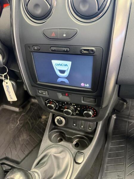 Dacia Duster vaihtoauto