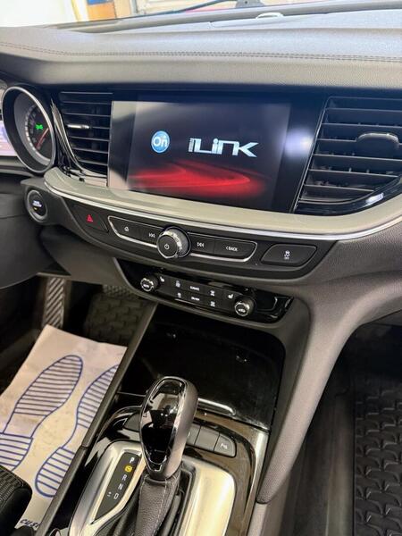 Opel Insignia vaihtoauto