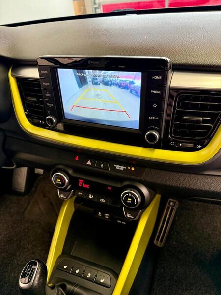 Kia Stonic vaihtoauto