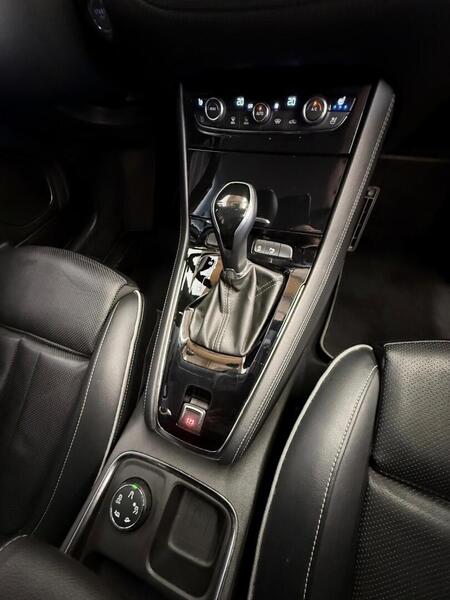 Opel Grandland X vaihtoauto