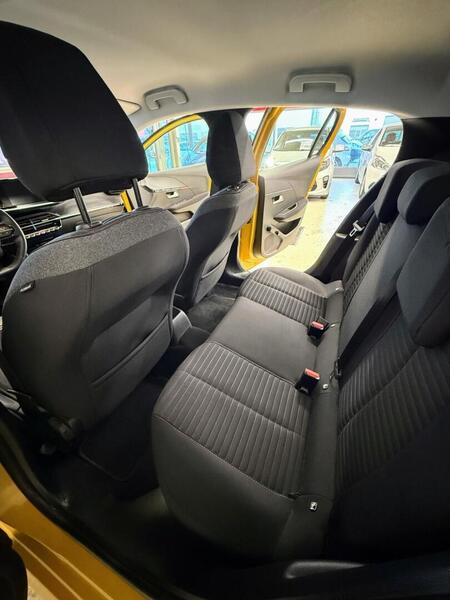 Peugeot 208 vaihtoauto