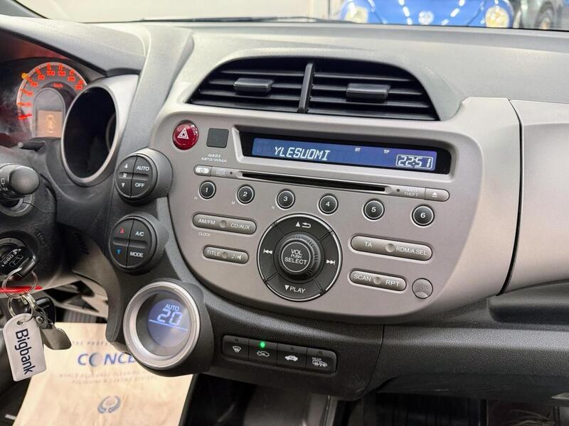 Honda Jazz vaihtoauto