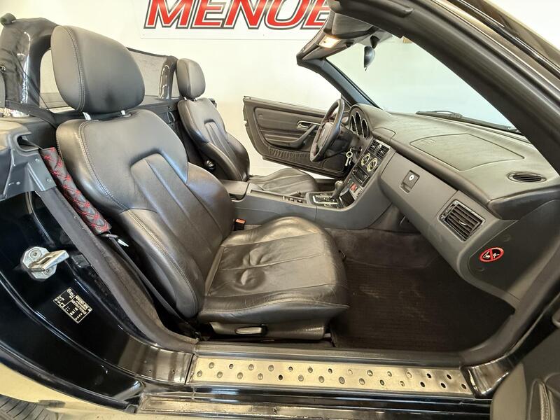 Mercedes-Benz SLK vaihtoauto