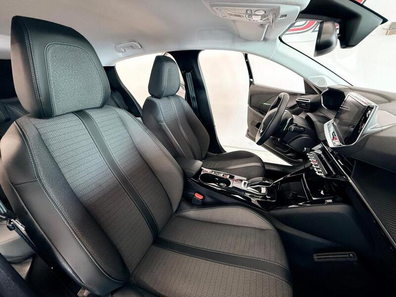 Peugeot 208 vaihtoauto