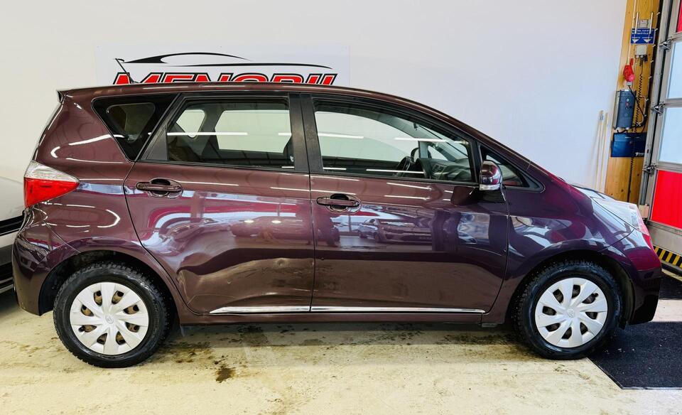 Toyota Verso-S vaihtoauto