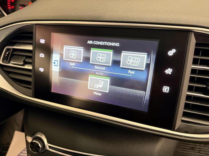 Peugeot 308 vaihtoauto