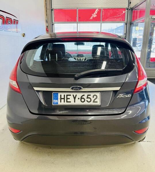 Ford Fiesta vaihtoauto