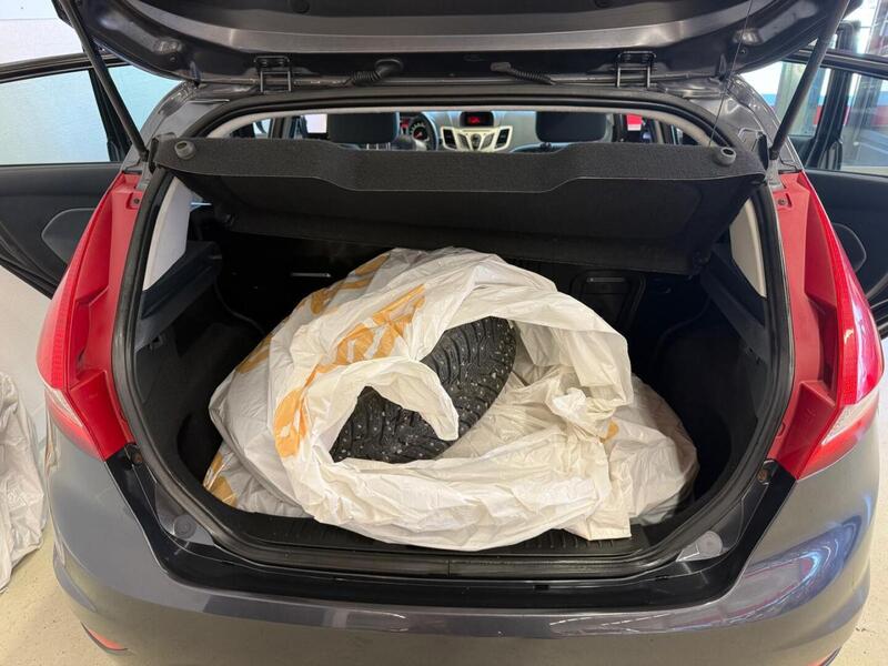 Ford Fiesta vaihtoauto