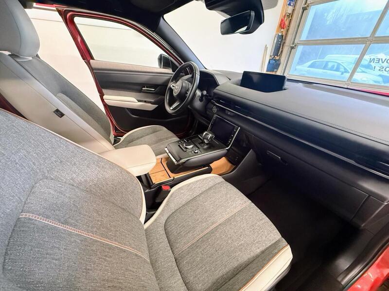 Mazda MX-30 vaihtoauto