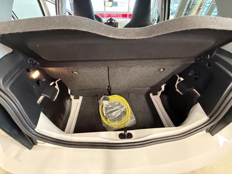 Volkswagen up! vaihtoauto