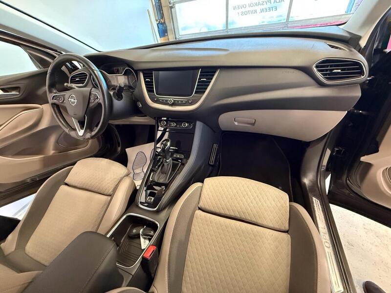 Opel Grandland X vaihtoauto