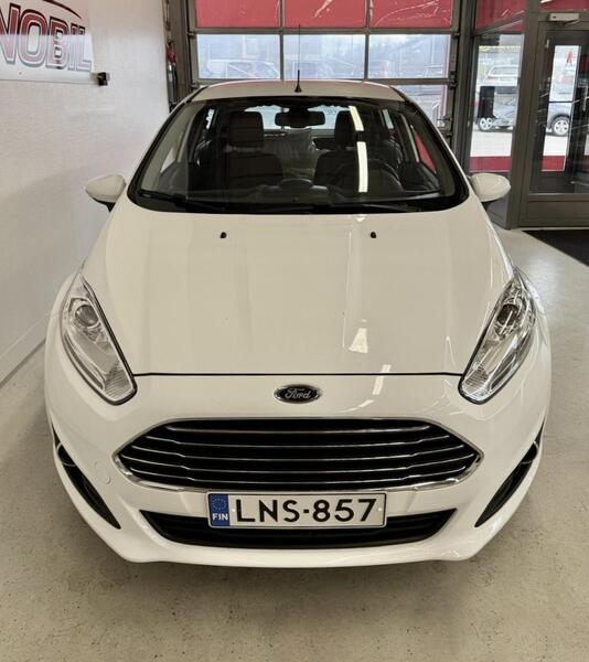 Ford Fiesta vaihtoauto