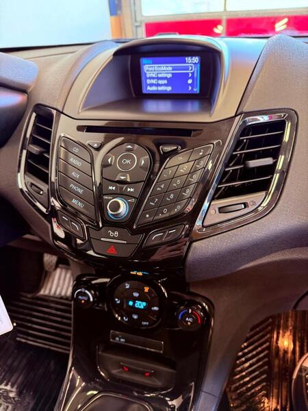 Ford Fiesta vaihtoauto