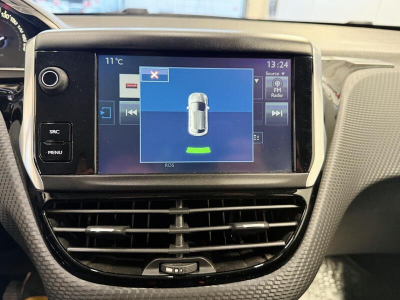 Peugeot 208 vaihtoauto