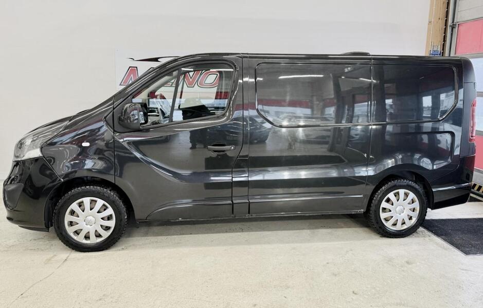 Opel Vivaro vaihtoauto