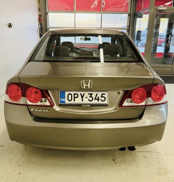 Honda Civic vaihtoauto