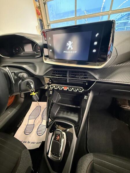 Peugeot 2008 vaihtoauto