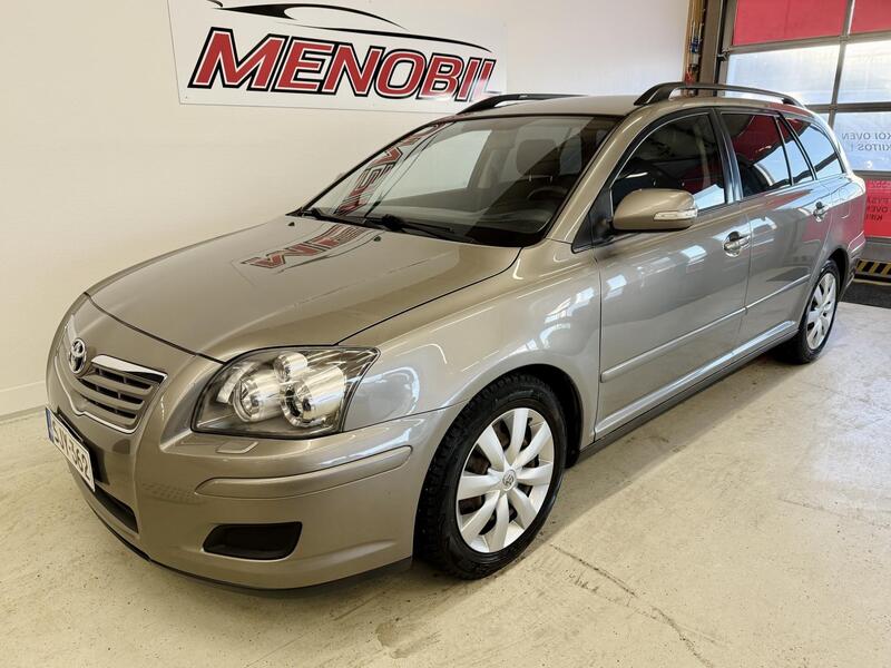 Toyota Avensis vaihtoauto