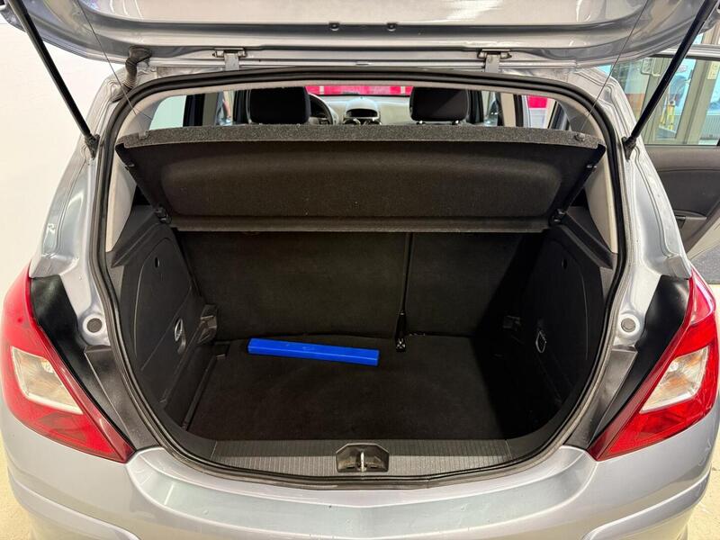 Opel Corsa vaihtoauto