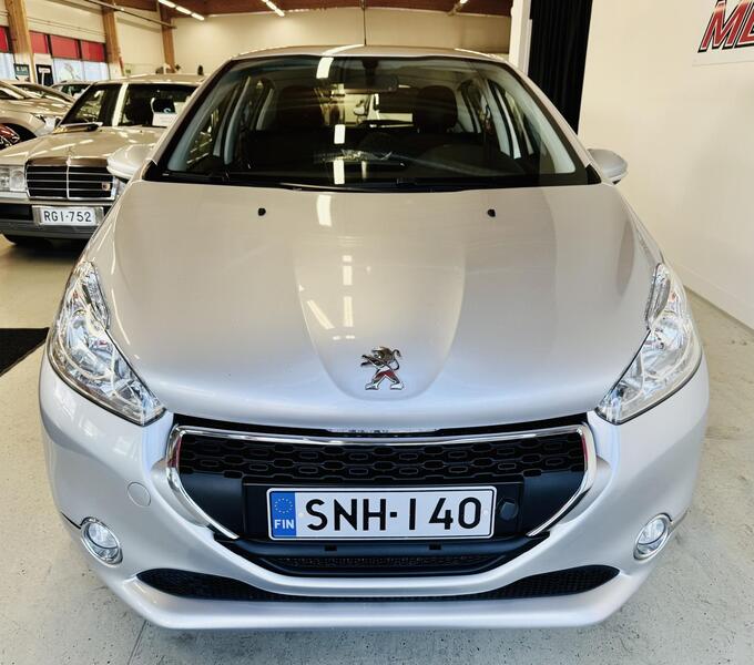 Peugeot 208 vaihtoauto