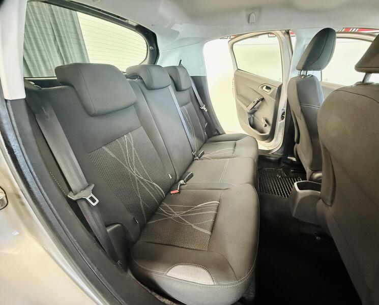 Peugeot 208 vaihtoauto