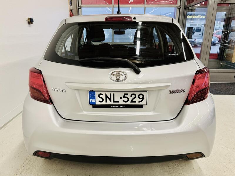 Toyota Yaris vaihtoauto