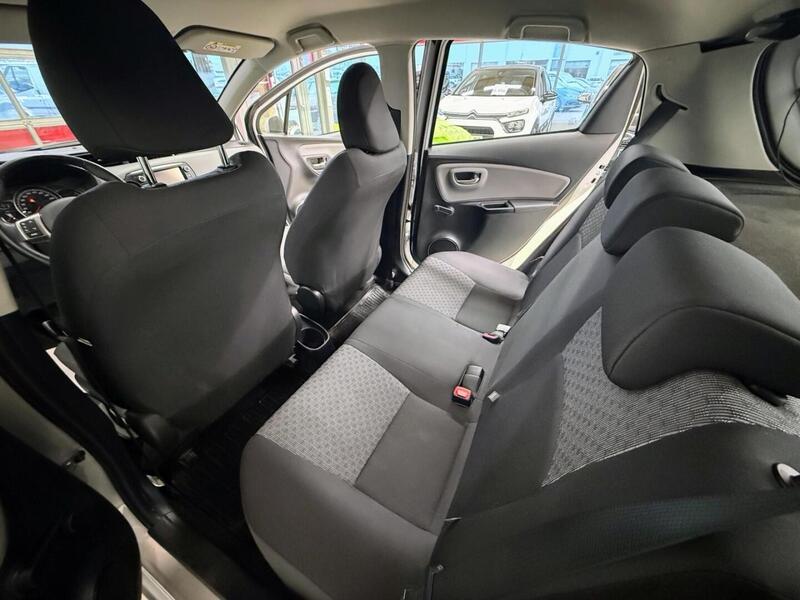 Toyota Yaris vaihtoauto