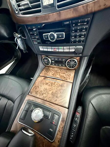 Mercedes-Benz CLS vaihtoauto