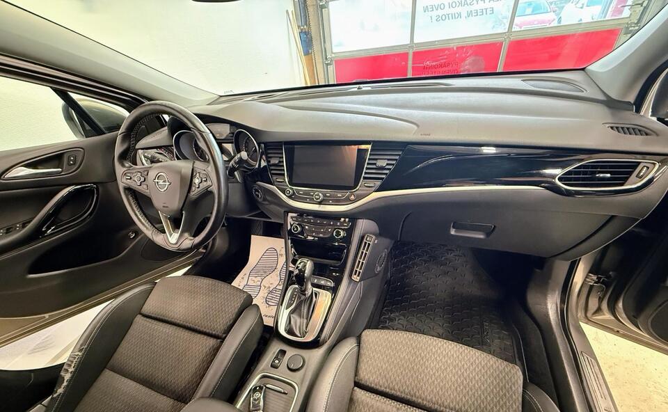 Opel Astra vaihtoauto