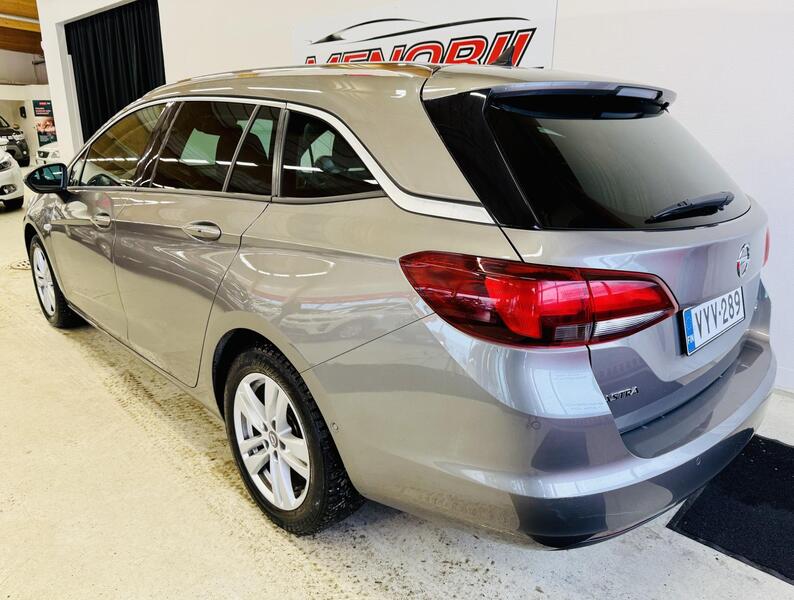 Opel Astra vaihtoauto