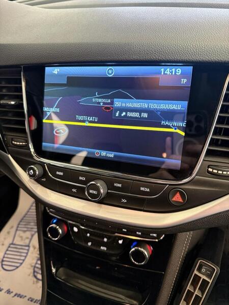 Opel Astra vaihtoauto