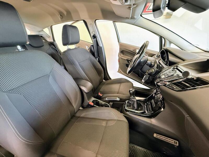 Ford Fiesta vaihtoauto