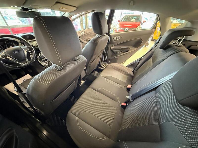 Ford Fiesta vaihtoauto