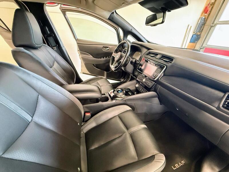 Nissan Leaf vaihtoauto