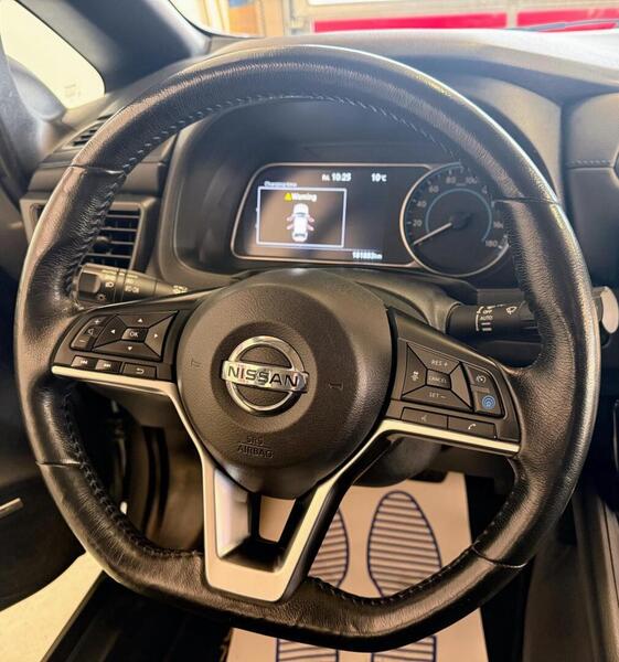 Nissan Leaf vaihtoauto