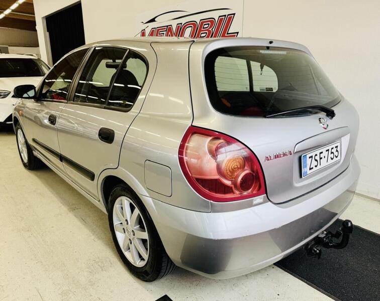 Nissan Almera vaihtoauto
