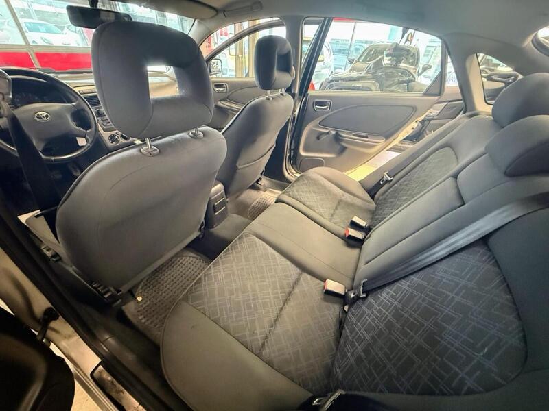 Toyota Avensis vaihtoauto