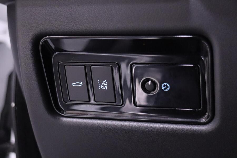 Jaguar XE vaihtoauto