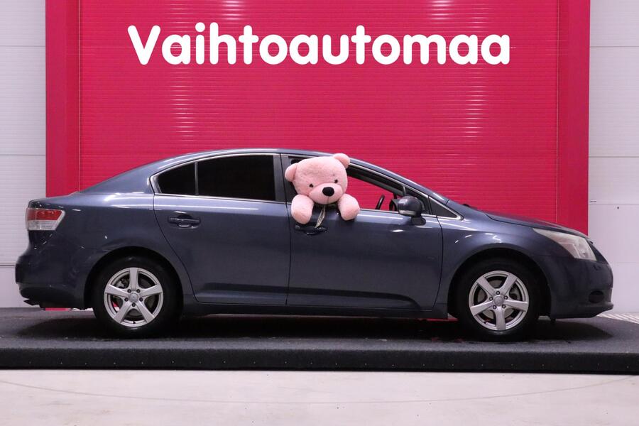 Toyota Avensis vaihtoauto