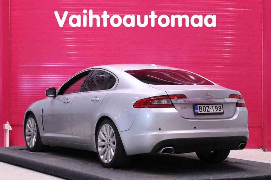 Jaguar XF vaihtoauto